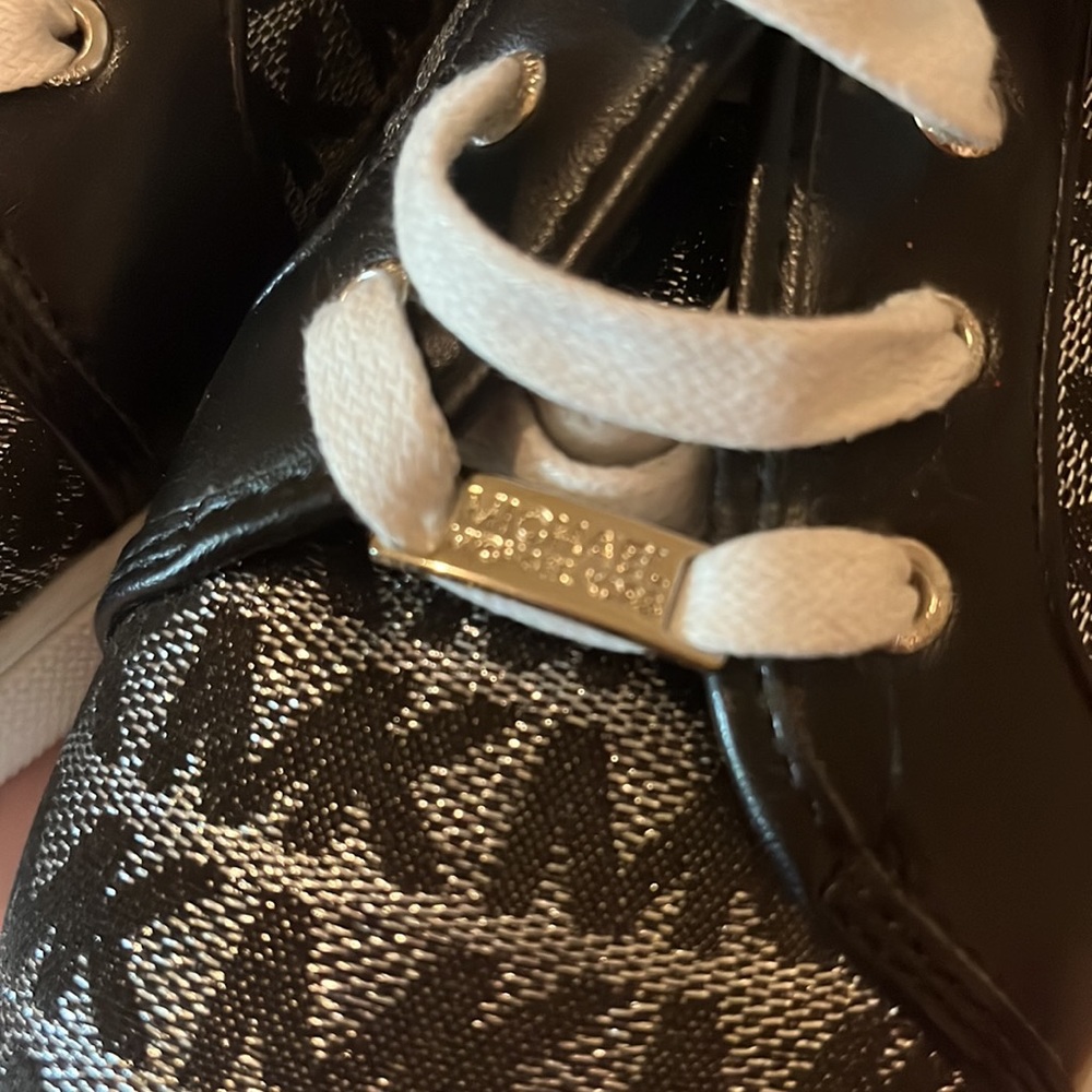 Brand New Michael Kors glitter sneaker shoes - Picture 4 of 6